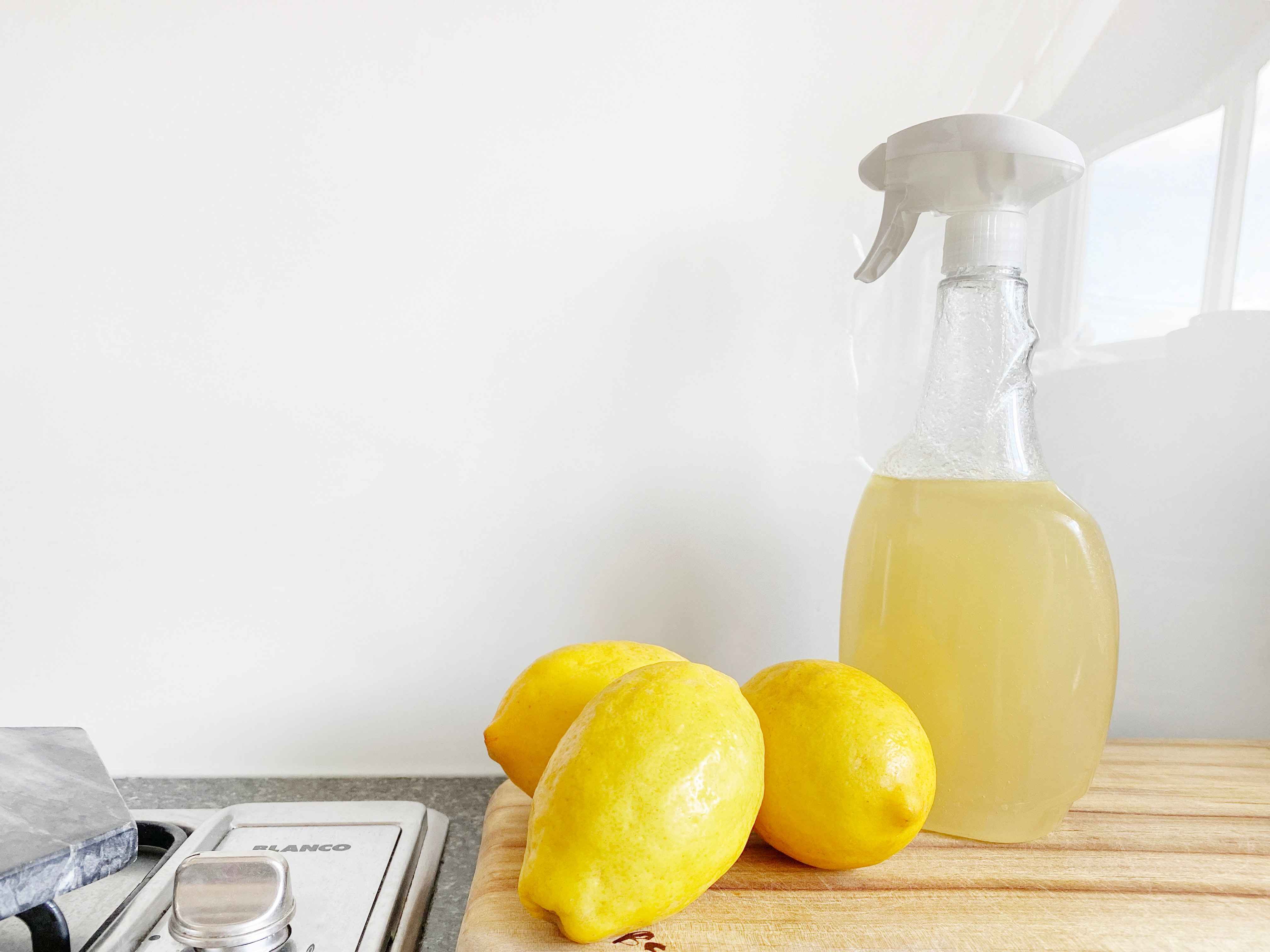 lemon juice and lemon essential oil
